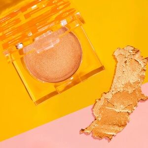 Beauty for Certain Cream Highlighter in Pearlescent Taupe - New- MSRP $20